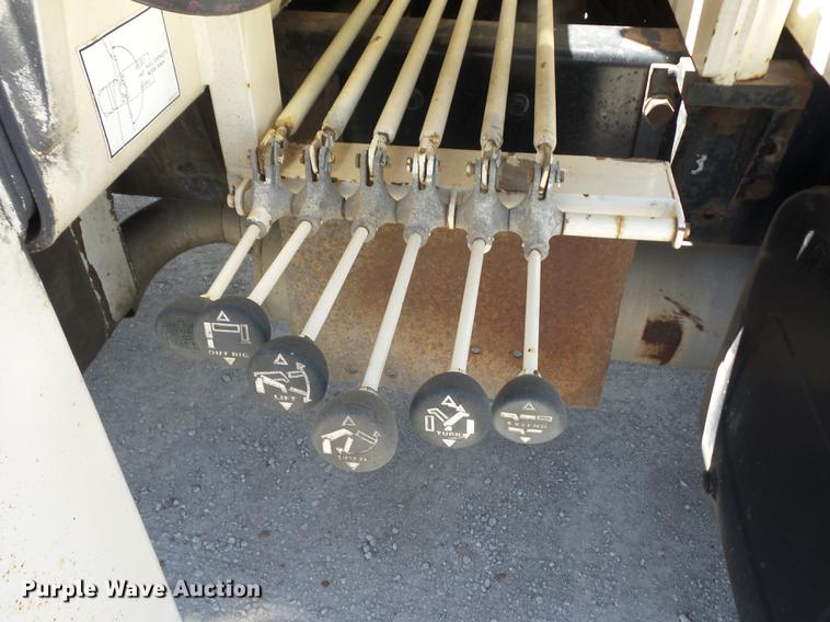 image for item J8528 1997 Kenworth T300 service truck