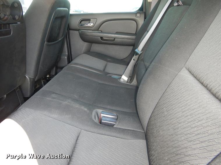 image for item DC0465 2012 Chevrolet Suburban 2500 SUV