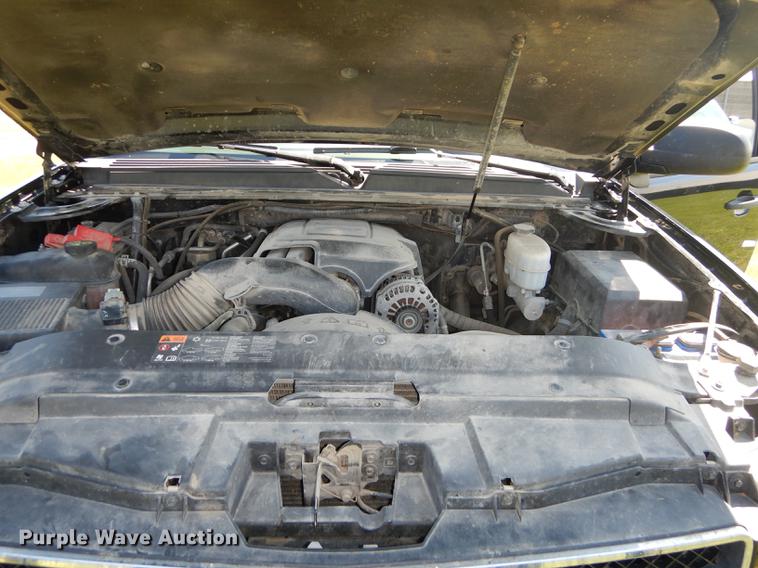 image for item DC0465 2012 Chevrolet Suburban 2500 SUV