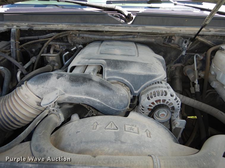 image for item DC0465 2012 Chevrolet Suburban 2500 SUV