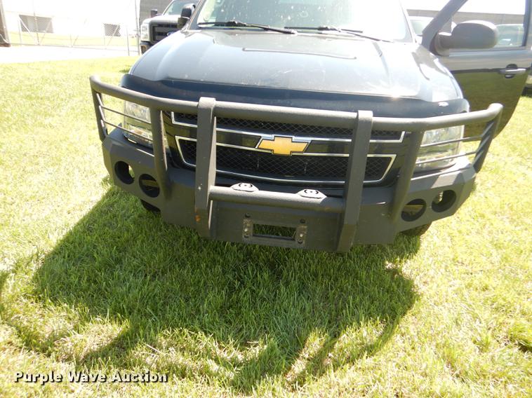 image for item DC0465 2012 Chevrolet Suburban 2500 SUV