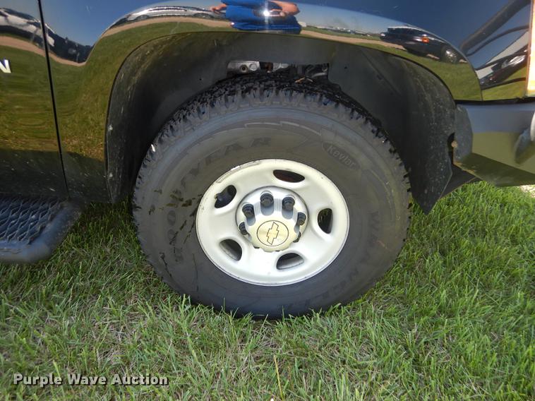 image for item DC0465 2012 Chevrolet Suburban 2500 SUV