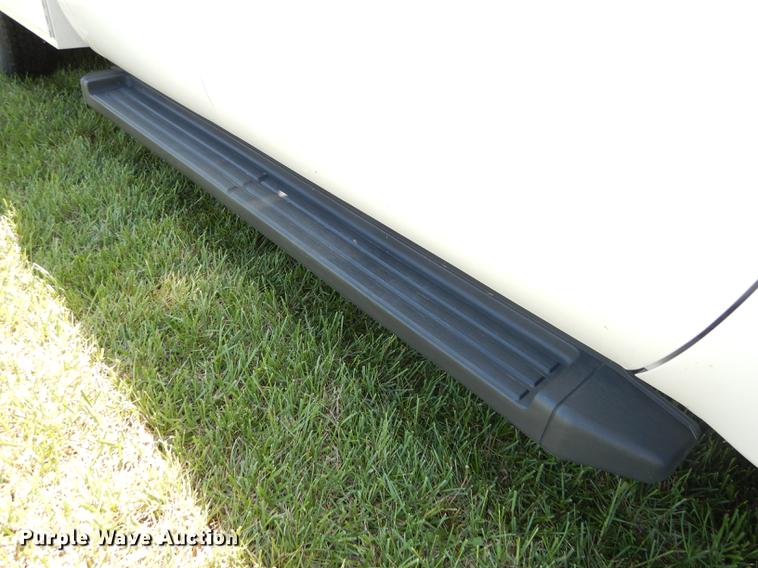 image for item DC0466 2012 Ford F250 Super Duty Crew Cab utility bed pickup truck