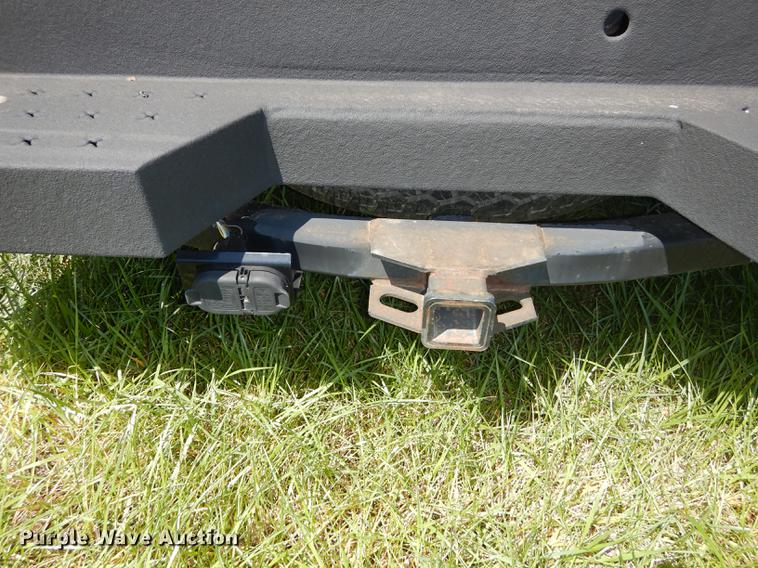 image for item DC0466 2012 Ford F250 Super Duty Crew Cab utility bed pickup truck