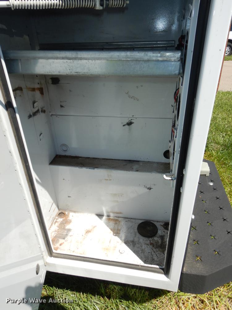 image for item DC0466 2012 Ford F250 Super Duty Crew Cab utility bed pickup truck