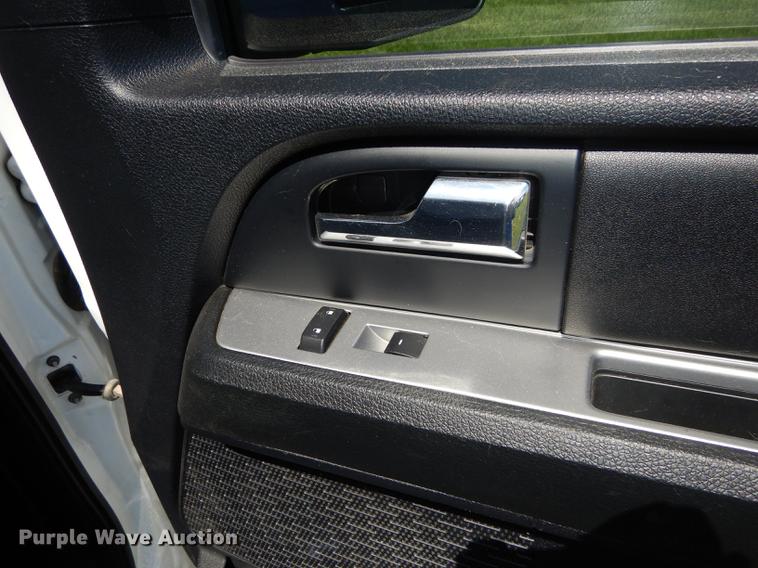 image for item DC0467 2015 Ford Expedition EL SUV