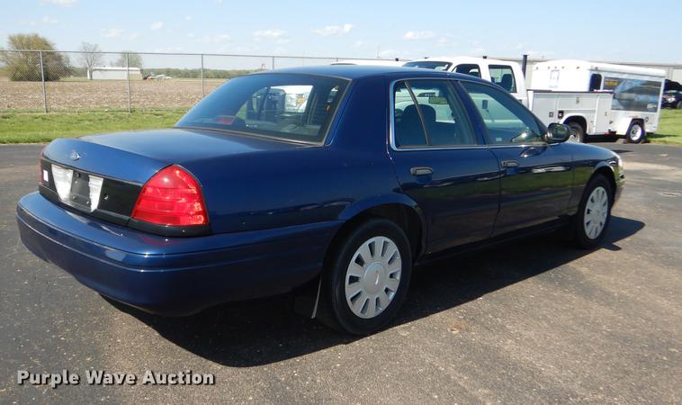 image for item DC0487 2006 Ford Crown Victoria Police Interceptor
