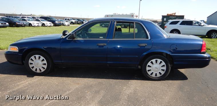 image for item DC0487 2006 Ford Crown Victoria Police Interceptor
