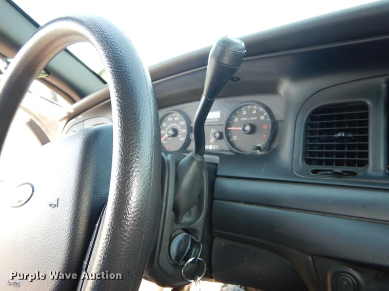 image for item DC0487 2006 Ford Crown Victoria Police Interceptor