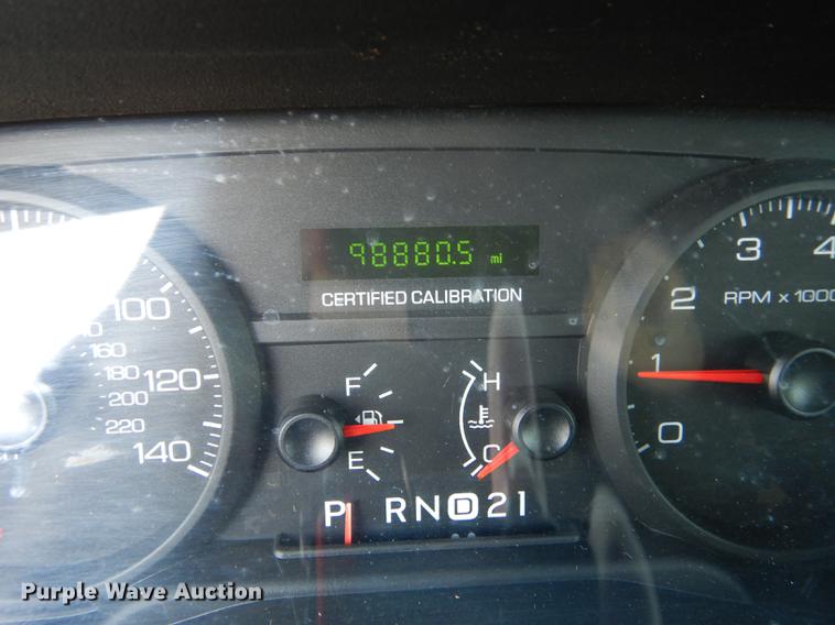 image for item DC0487 2006 Ford Crown Victoria Police Interceptor