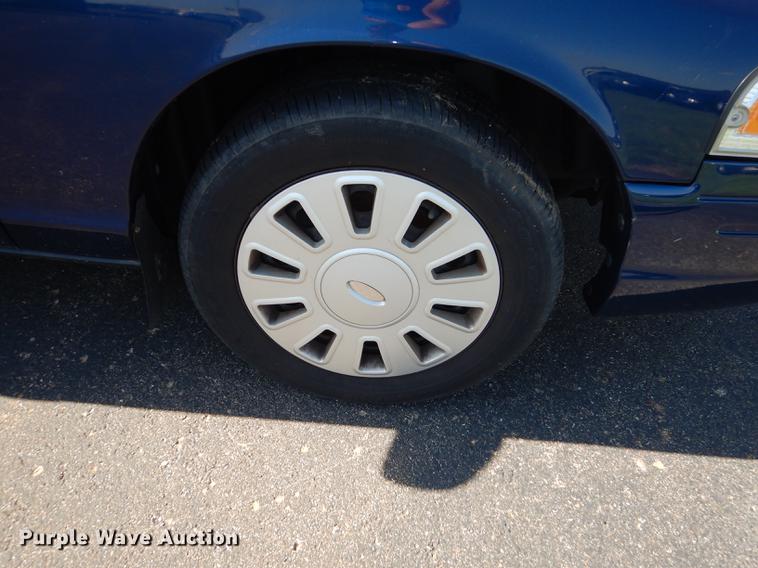 image for item DC0487 2006 Ford Crown Victoria Police Interceptor