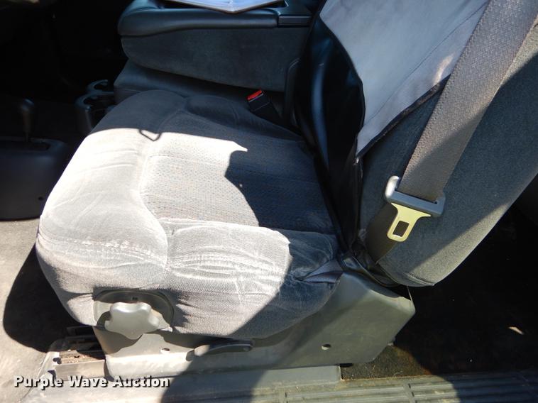 image for item DC0491 2002 Chevrolet Silverado 1500 LS Ext. Cab pickup truck