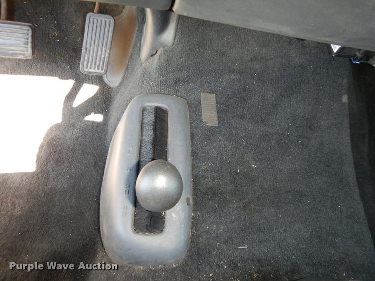 image for item DC0491 2002 Chevrolet Silverado 1500 LS Ext. Cab pickup truck