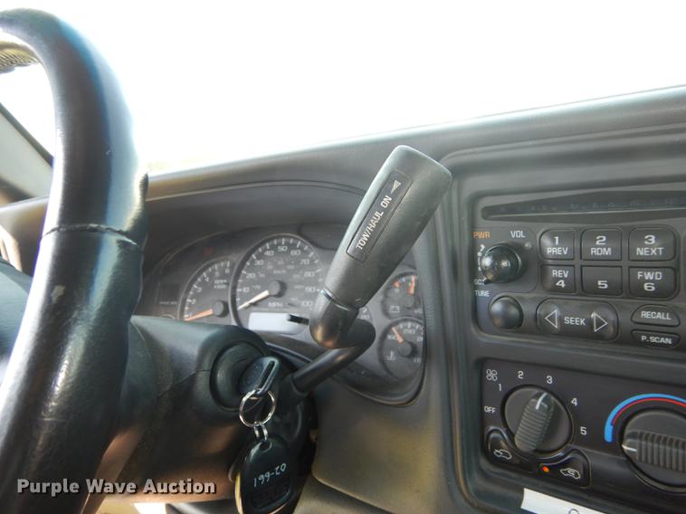 image for item DC0491 2002 Chevrolet Silverado 1500 LS Ext. Cab pickup truck