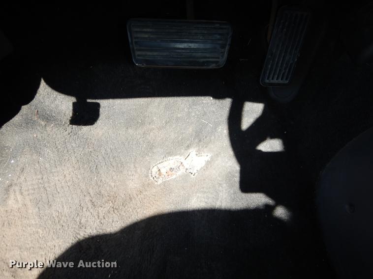 image for item DC0491 2002 Chevrolet Silverado 1500 LS Ext. Cab pickup truck