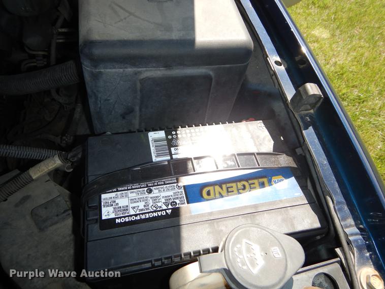 image for item DC0491 2002 Chevrolet Silverado 1500 LS Ext. Cab pickup truck