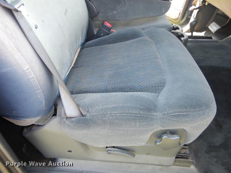 image for item DC0491 2002 Chevrolet Silverado 1500 LS Ext. Cab pickup truck