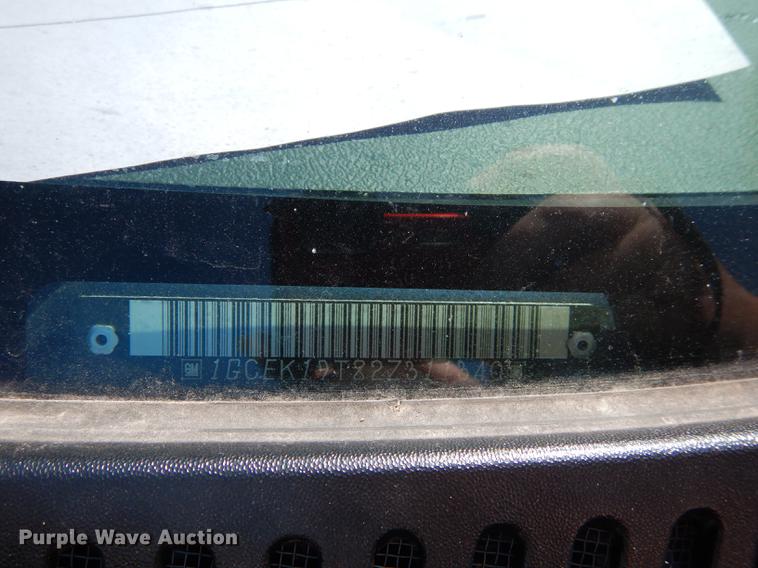 image for item DC0491 2002 Chevrolet Silverado 1500 LS Ext. Cab pickup truck