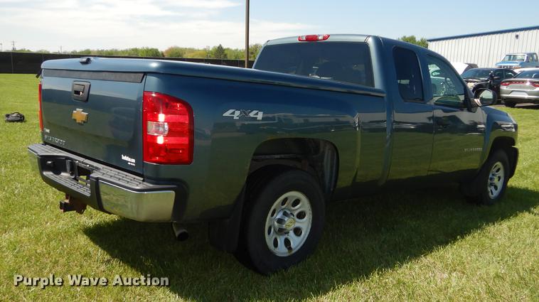 image for item DC0492 2009 Chevrolet Silverado 1500 Ext. Cab pickup truck