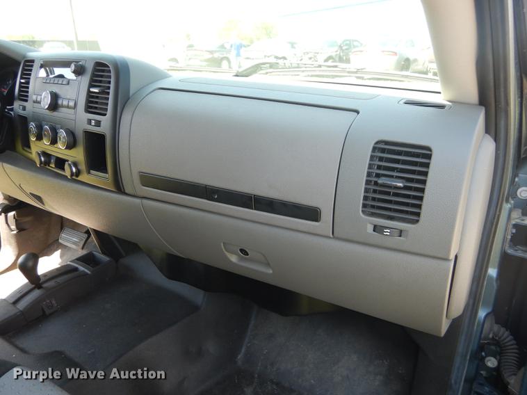 image for item DC0492 2009 Chevrolet Silverado 1500 Ext. Cab pickup truck