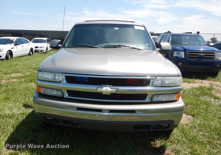 image for item DC0494 2001 Chevrolet Suburban K1500 SUV