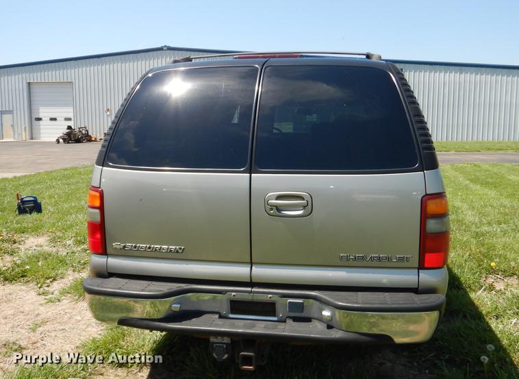 image for item DC0494 2001 Chevrolet Suburban K1500 SUV