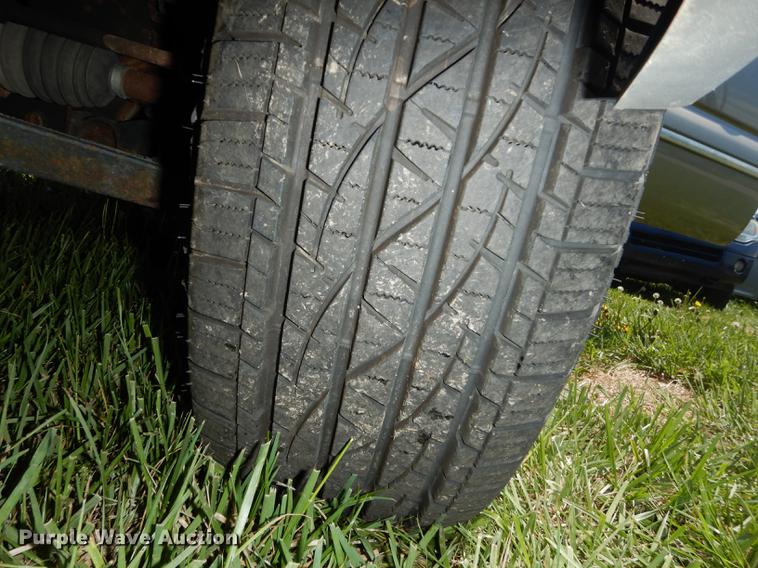 image for item DC0494 2001 Chevrolet Suburban K1500 SUV