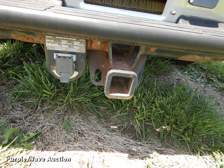 image for item DC0494 2001 Chevrolet Suburban K1500 SUV