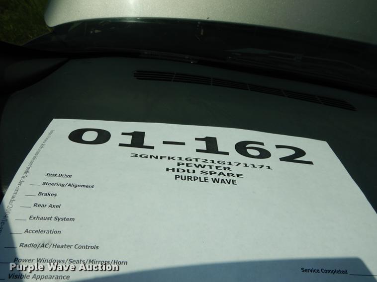 image for item DC0494 2001 Chevrolet Suburban K1500 SUV