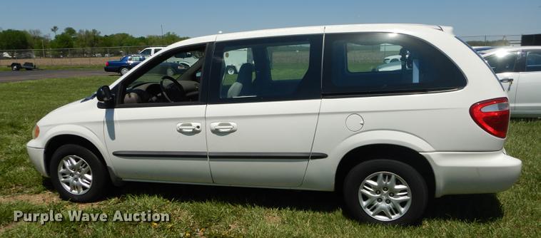 image for item DC0495 2002 Dodge Grand Caravan Sport van