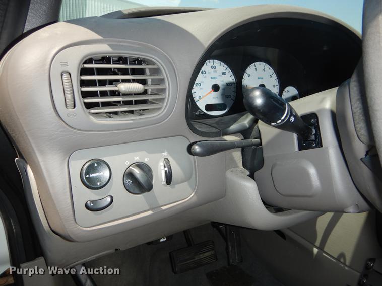 image for item DC0495 2002 Dodge Grand Caravan Sport van