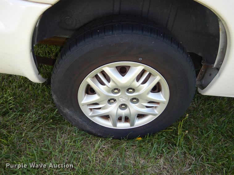 image for item DC0495 2002 Dodge Grand Caravan Sport van