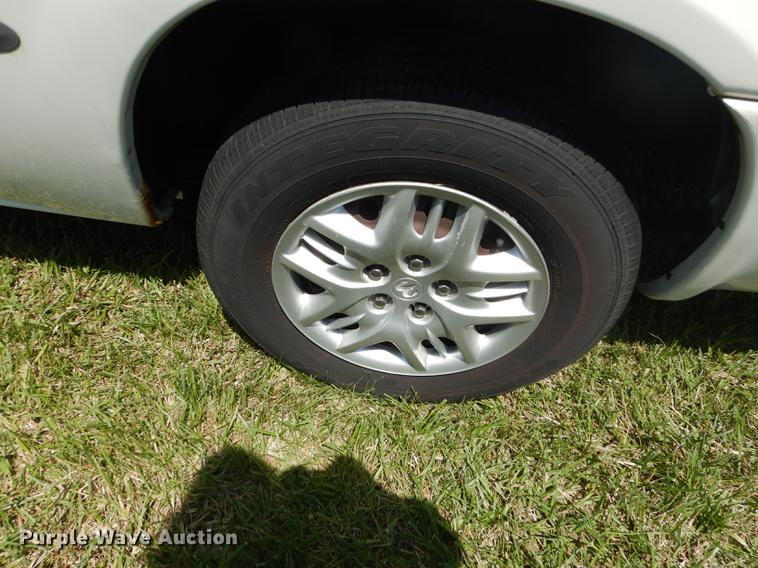 image for item DC0495 2002 Dodge Grand Caravan Sport van