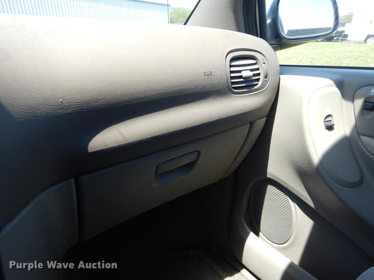 image for item DC0495 2002 Dodge Grand Caravan Sport van