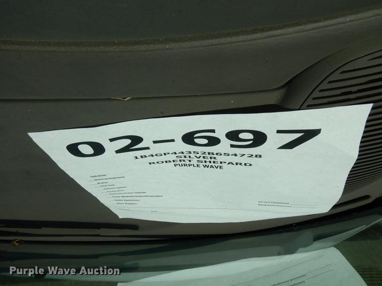 image for item DC0495 2002 Dodge Grand Caravan Sport van