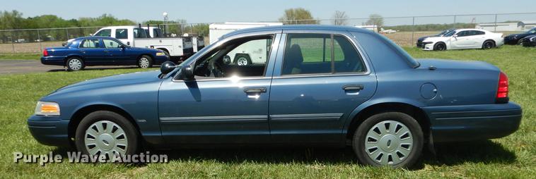 image for item DC0498 2010 Ford Crown Victoria Police Interceptor
