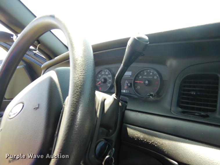 image for item DC0498 2010 Ford Crown Victoria Police Interceptor