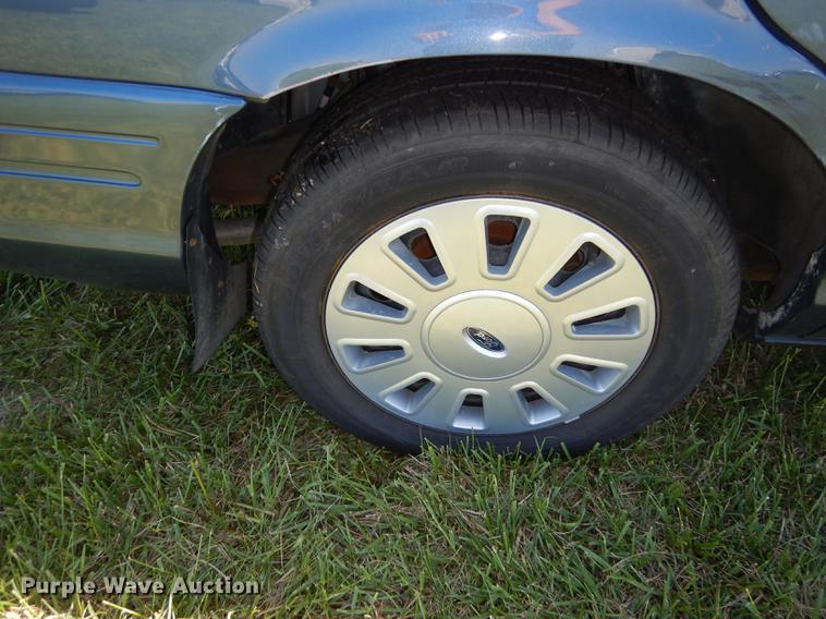 image for item DC0498 2010 Ford Crown Victoria Police Interceptor