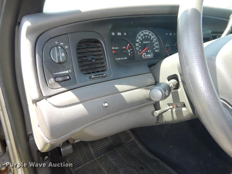 image for item DC0499 2005 Ford Crown Victoria Police Interceptor