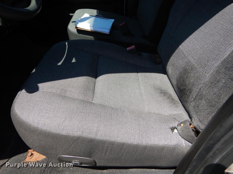 image for item DC0499 2005 Ford Crown Victoria Police Interceptor