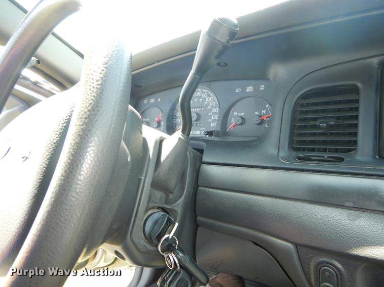 image for item DC0499 2005 Ford Crown Victoria Police Interceptor