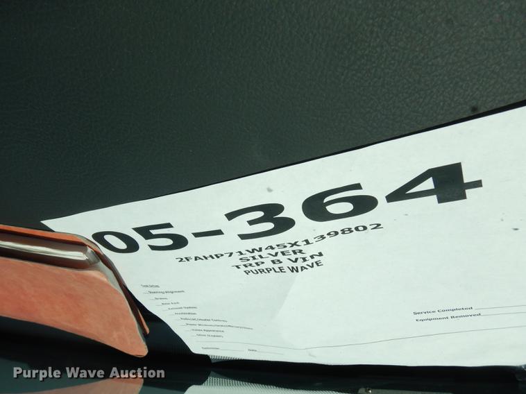 image for item DC0499 2005 Ford Crown Victoria Police Interceptor