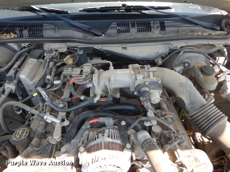 image for item DE1610 2006 Ford Crown Victoria Police Interceptor