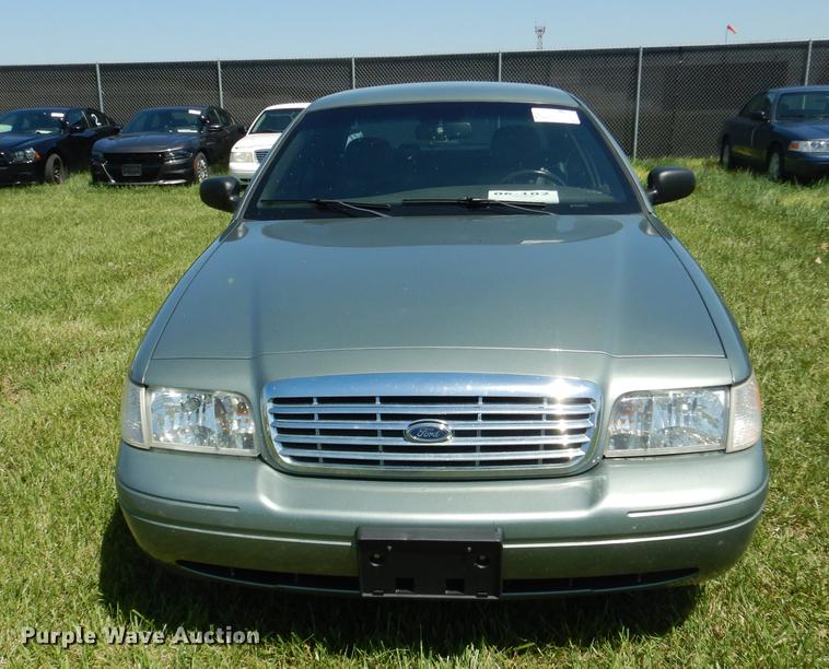 image for item DE1611 2006 Ford Crown Victoria