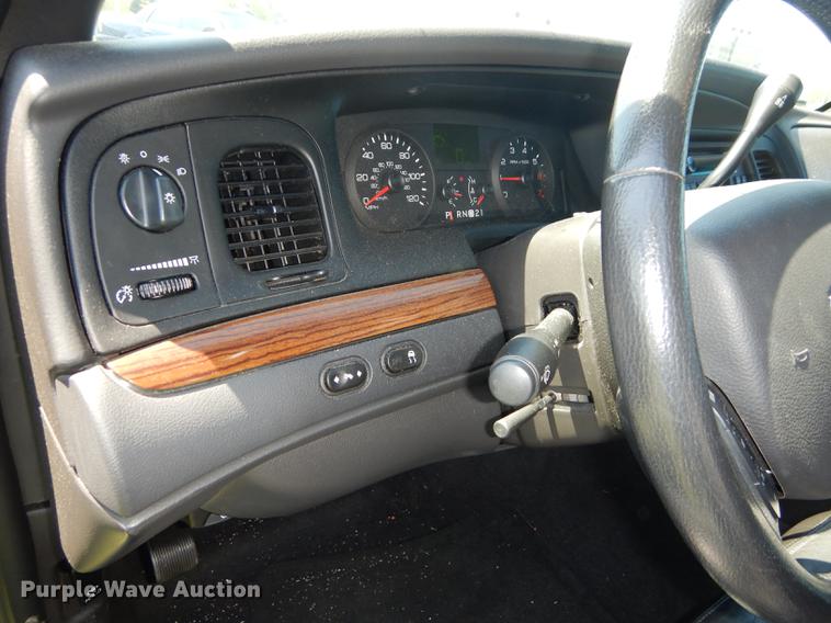 image for item DE1611 2006 Ford Crown Victoria