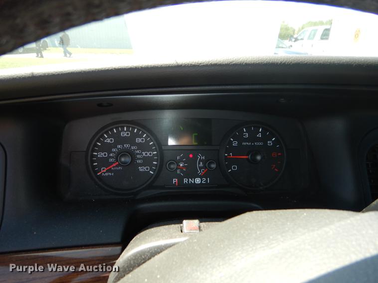 image for item DE1611 2006 Ford Crown Victoria