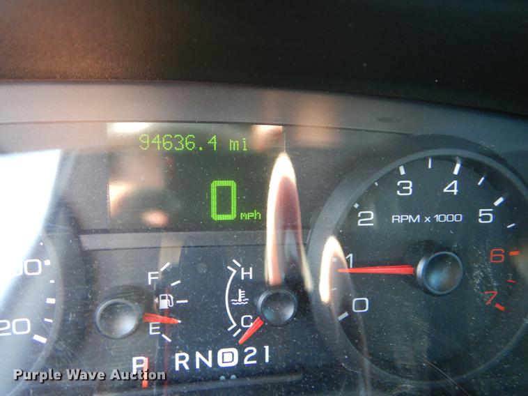 image for item DE1611 2006 Ford Crown Victoria