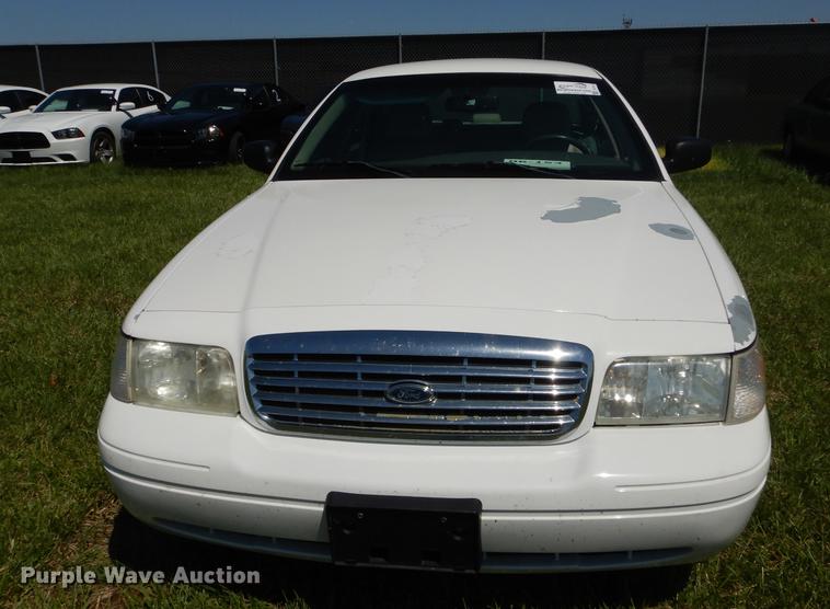 image for item DE1612 2006 Ford Crown Victoria