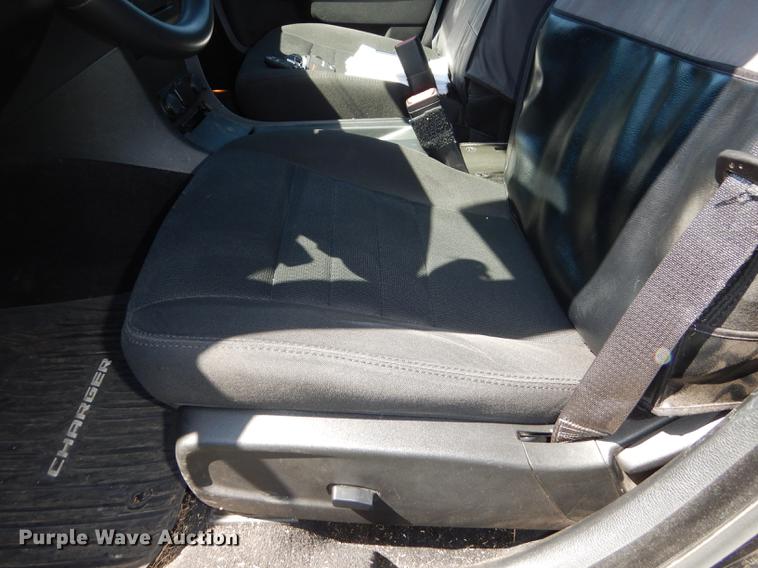 image for item DE1614 2014 Dodge Charger Police