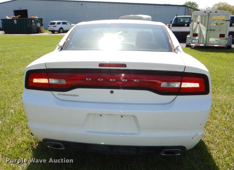 image for item DE1615 2013 Dodge Charger Police